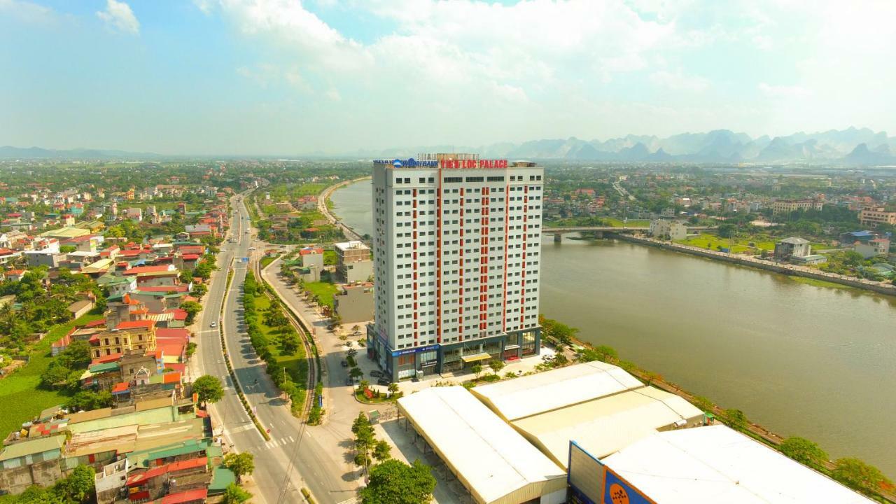 Tien Loc Palace Hotel Phu Ly Extérieur photo